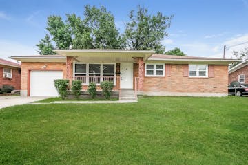 3008 PIONEER RD LOUISVILLE, KY 40216